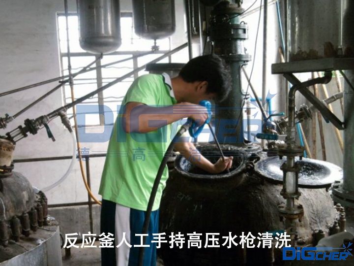 ����(y��ng)���˹��ֳָ߉�ˮ����ϴ